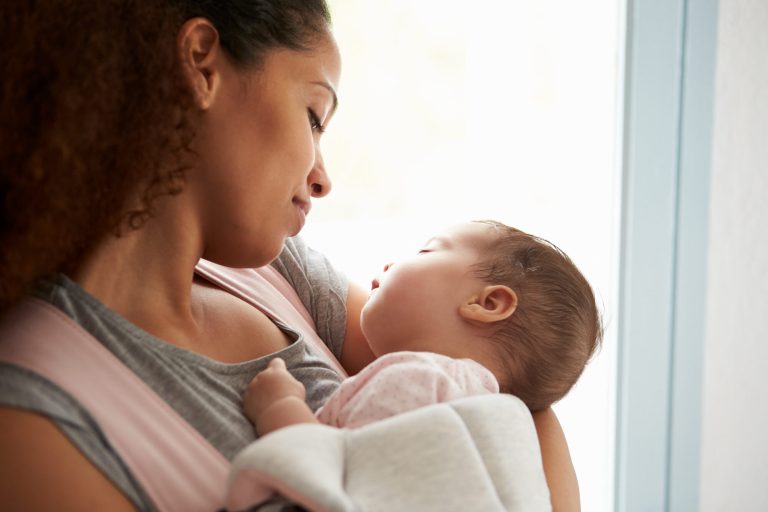Read more about the article The Ultimate Guide To Contact Napping – Everything You Need To Know